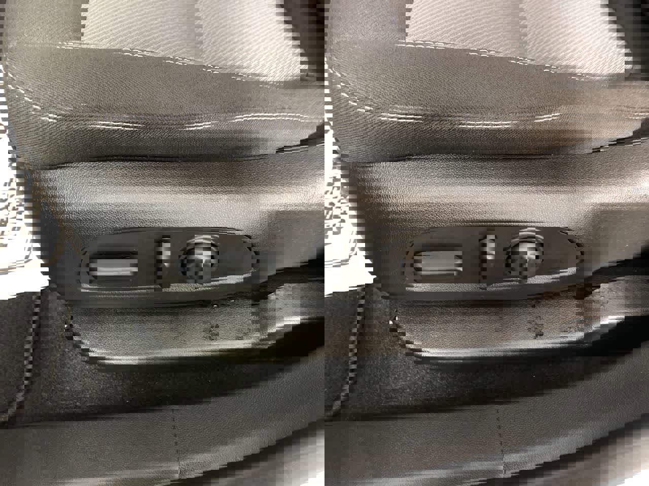 Used 2023 Chevrolet Blazer LT w/ Convenience Package image 12