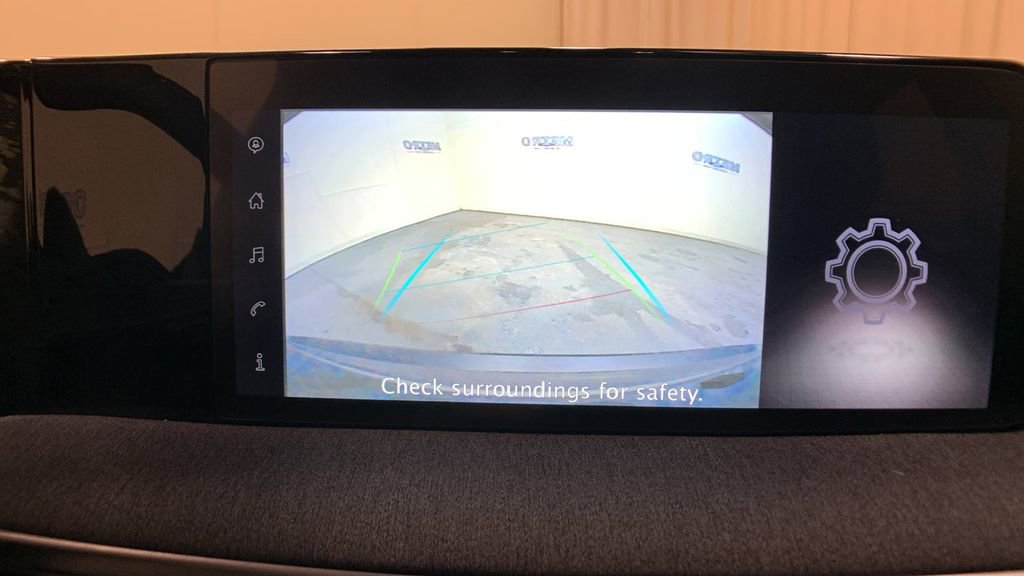 Used 2025 Nissan Kicks SV w/ SV Premium Package image 32