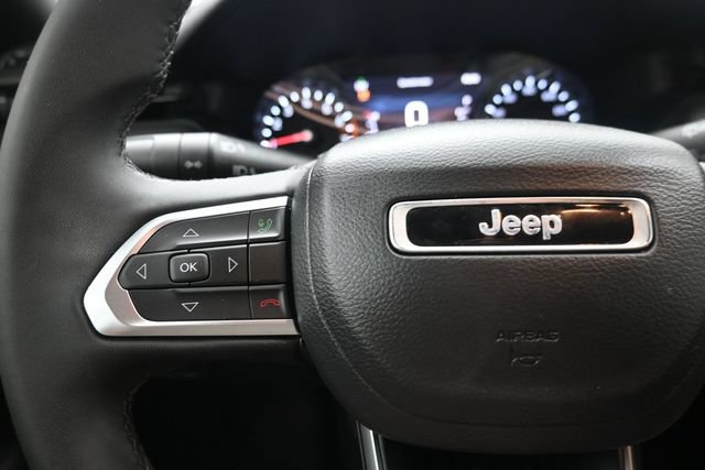 Used 2025 Jeep Compass Latitude w/ Altitude Special Edition AWD/4WD image 24