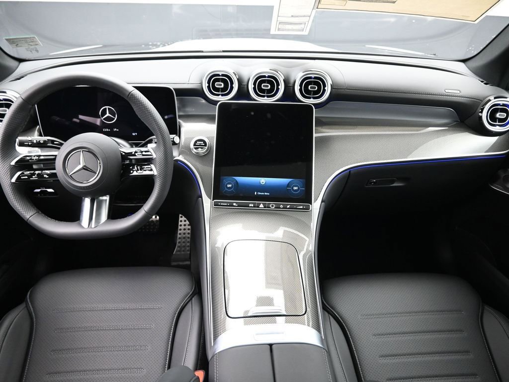 New 2025 Mercedes-Benz GLC 300 4MATIC image 19