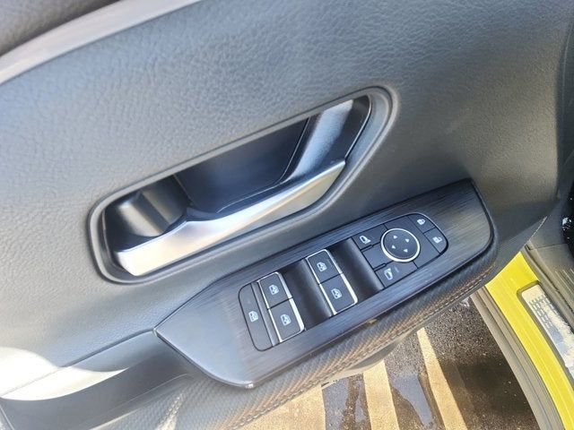 New 2025 Nissan Kicks SR w/ Illumination Package image 18