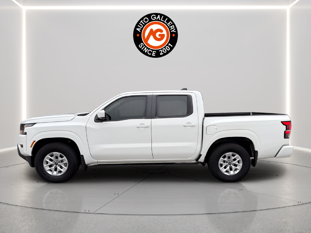 Used 2024 Nissan Frontier SV RWD image 4