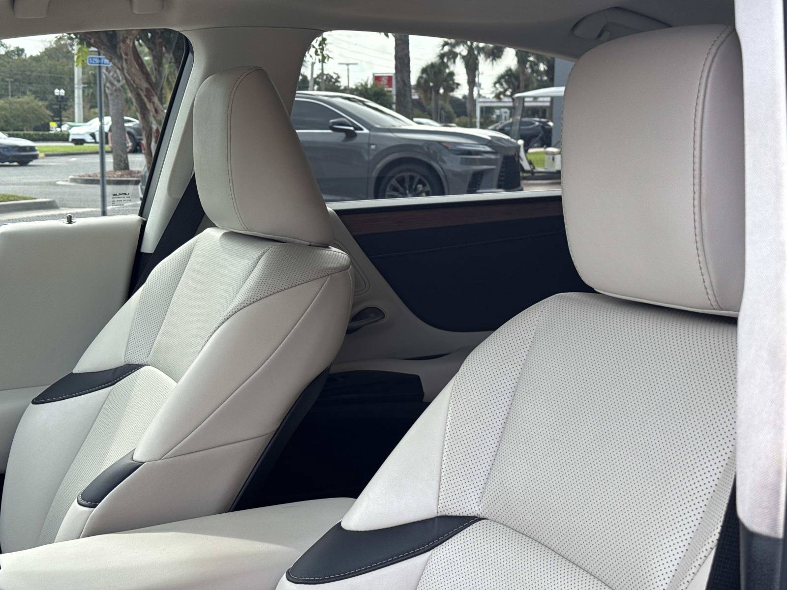 Certified 2024 Lexus ES 350 w/ Premium Package FWD image 46