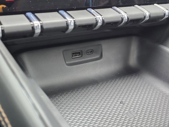 New 2026 GMC Terrain AT4 w/ Technology Package II image 25