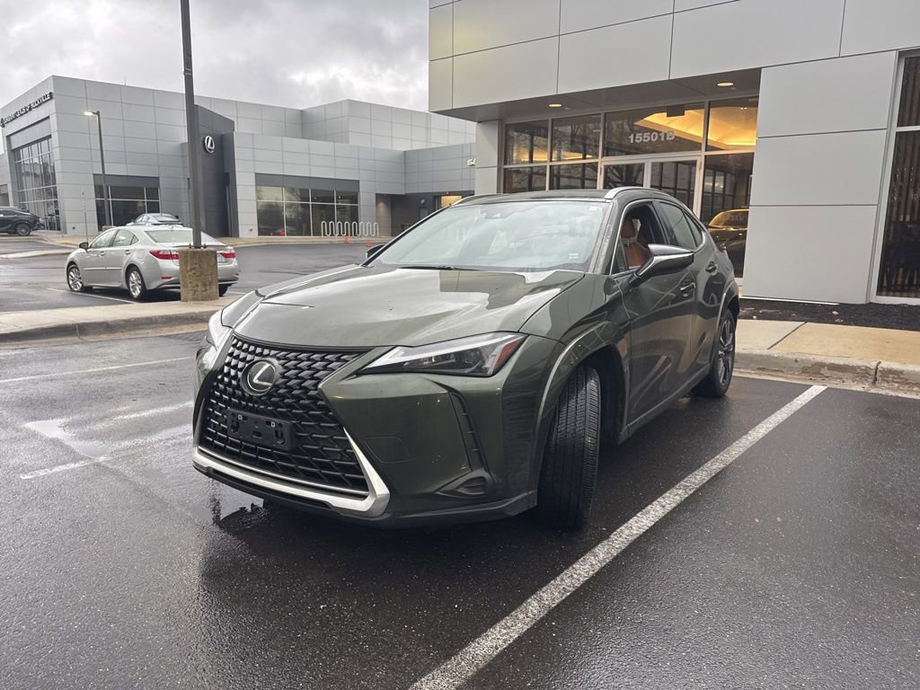 Used 2023 Lexus UX 250h 250h Premium w/ Accessory Package (Z2) image 3