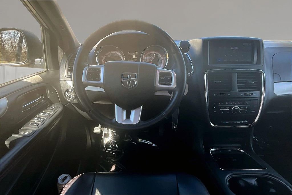 Used 2017 Dodge Grand Caravan GT image 8