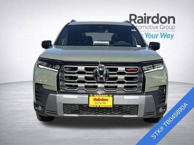 Used 2026 Honda Pilot TrailSport image 2