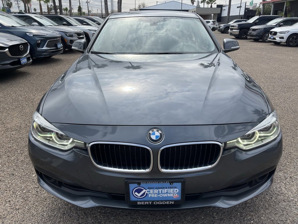 Used 2016 BMW 320i Sedan image 2