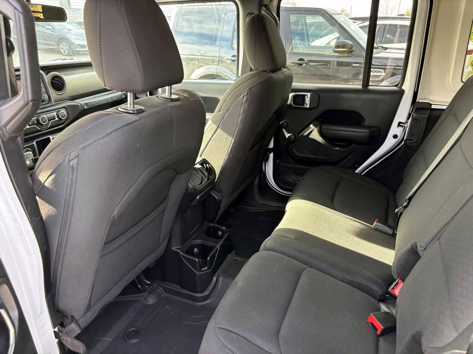 Used 2020 Jeep Wrangler Unlimited Sport image 23