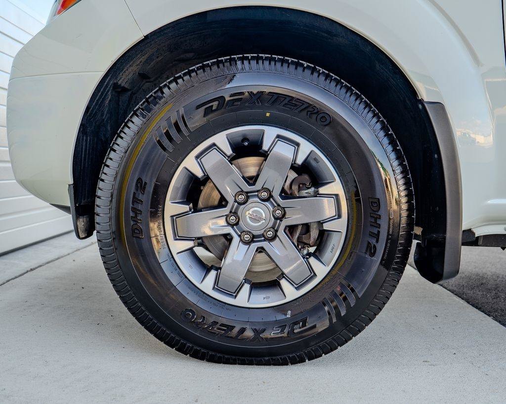 Used 2021 Nissan Frontier PRO-4X w/ Pro-4x Utility Package AWD/4WD image 9