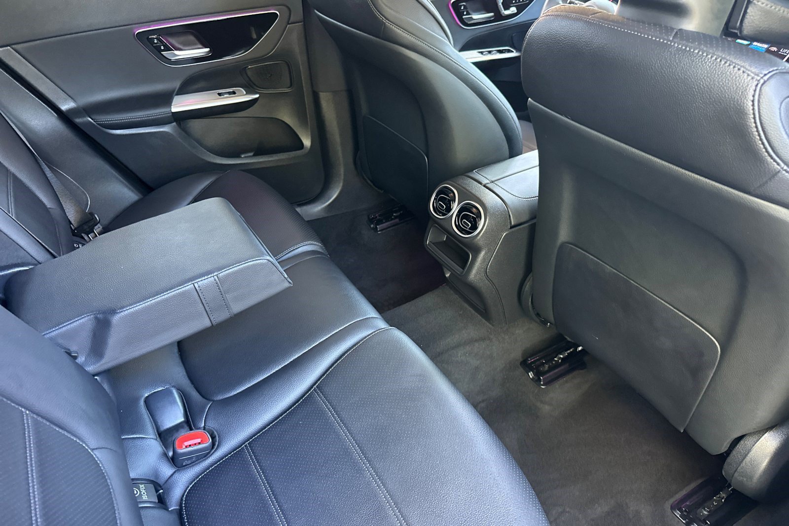 Certified 2025 Mercedes-Benz GLC 350e 4MATIC image 34