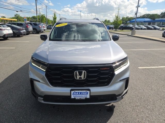 Used 2025 Honda Pilot TrailSport image 13