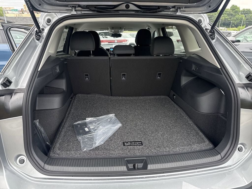 New 2026 Volkswagen Tiguan S FWD image 39