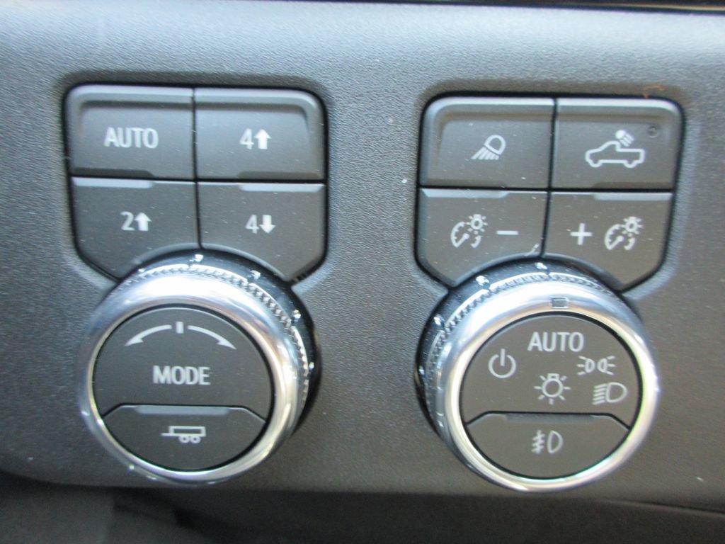 New 2026 GMC Sierra 1500 SLT w/ SLT Premium Plus Package image 18