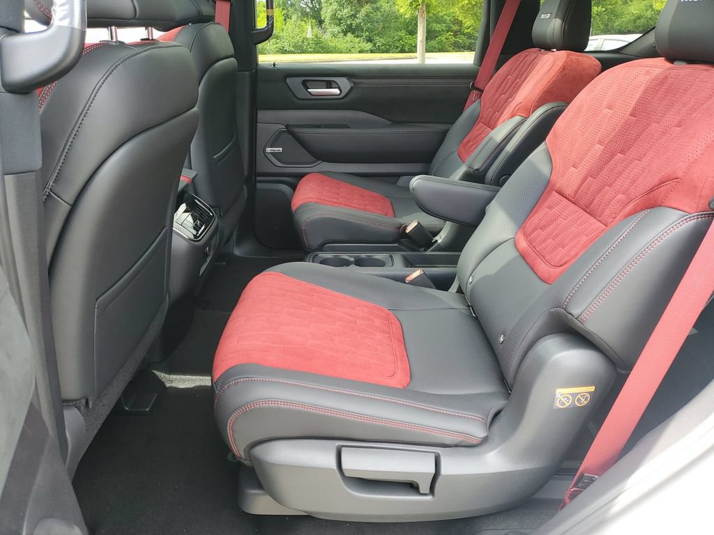 New 2026 Nissan Armada NISMO AWD/4WD image 11