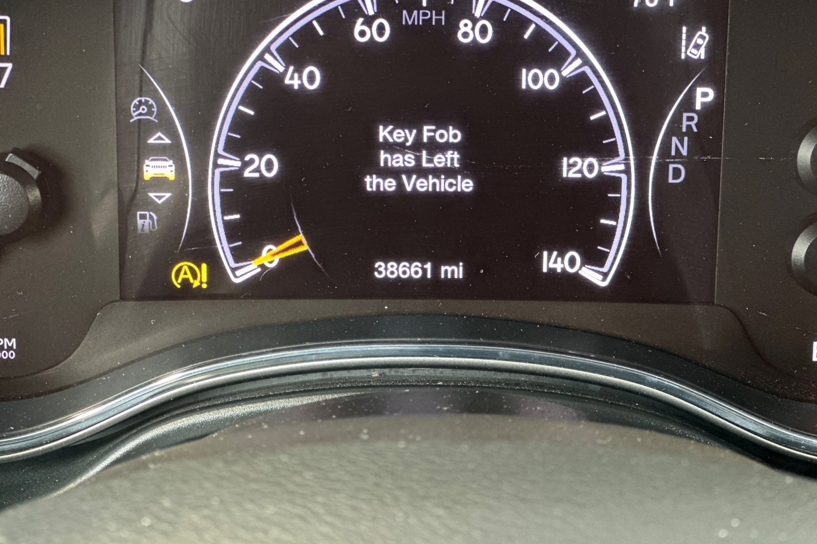 Used 2021 Jeep Grand Cherokee Laredo image 24