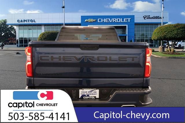Used 2022 Chevrolet Silverado 1500 RST AWD/4WD image 3