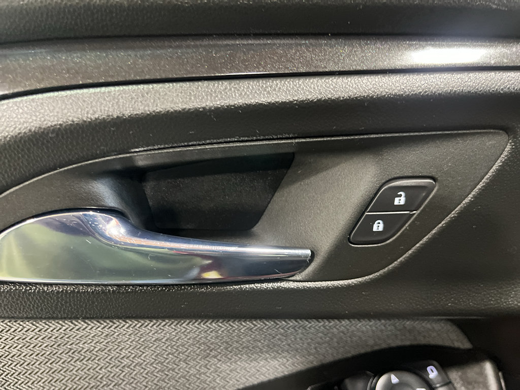 Certified 2023 Chevrolet TrailBlazer LT FWD image 30
