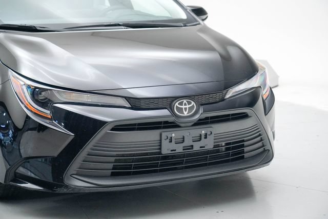 Used 2023 Toyota Corolla LE FWD image 24