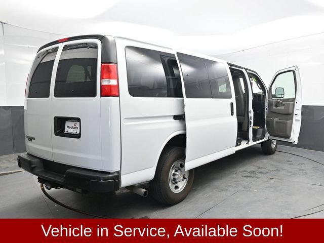 Used 2024 Chevrolet Express 3500 LS RWD image 45