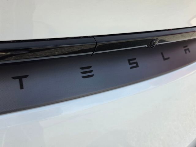 Used 2026 Tesla Model Y Long Range AWD/4WD image 14