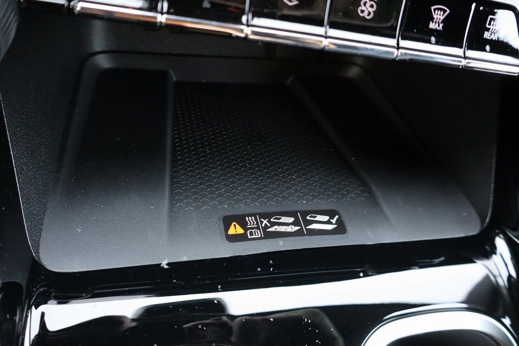 New 2026 Chevrolet Traverse LT w/ Sun and Wheel Package image 18