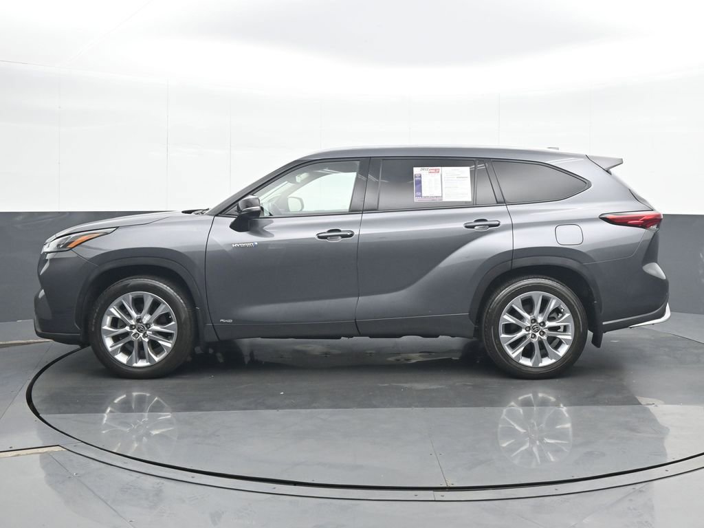 Used 2021 Toyota Highlander Limited AWD/4WD image 3