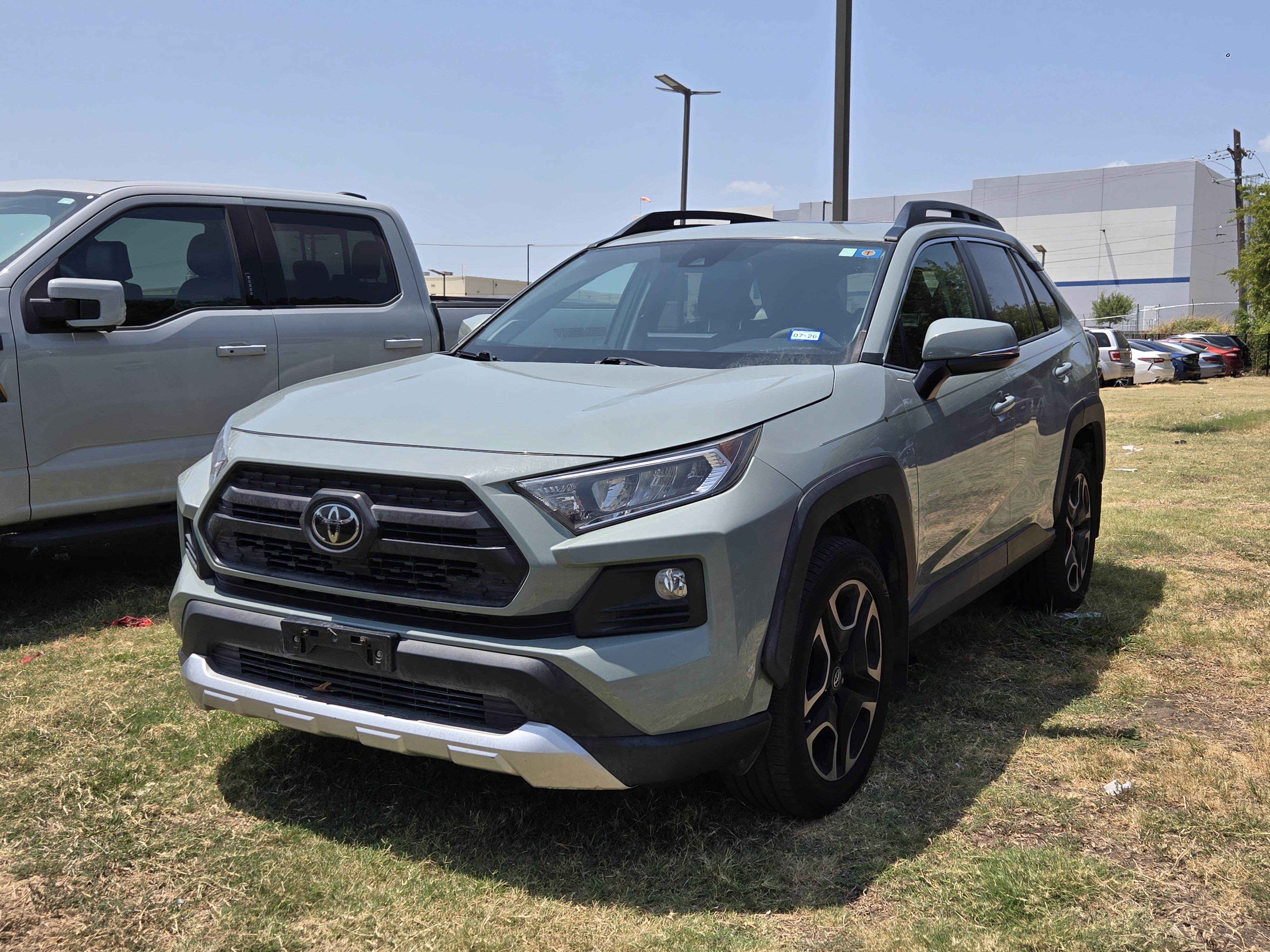 Used 2019 Toyota RAV4 Adventure AWD/4WD image 3