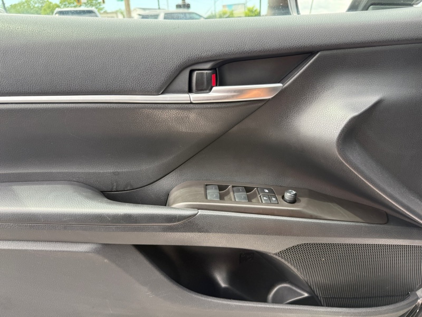 Used 2023 Toyota Camry SE FWD image 34