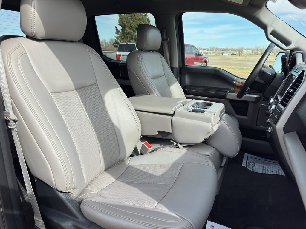 Used 2019 Ford F150 Lariat w/ Equipment Group 501A Mid image 29
