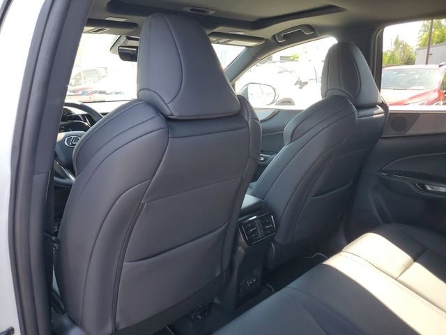 Used 2024 Lexus NX 350 F Sport image 12