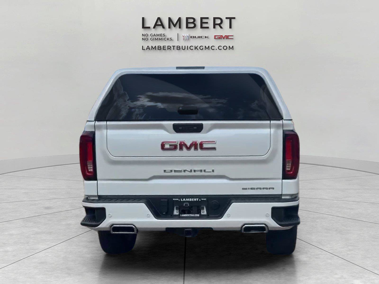 Used 2024 GMC Sierra 1500 Denali w/ Technology Package AWD/4WD image 4