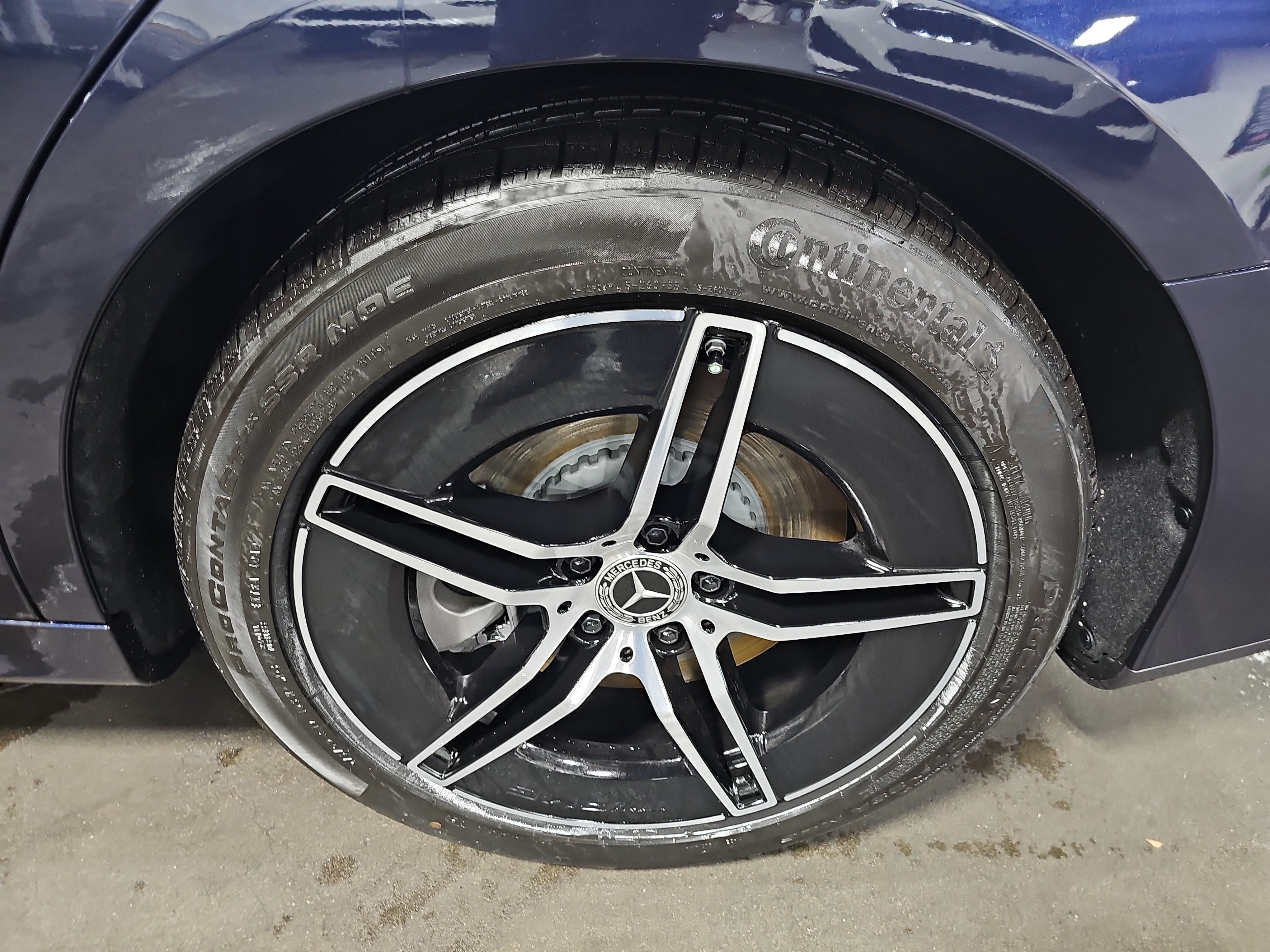 New 2026 Mercedes-Benz E 450 4MATIC Sedan image 35