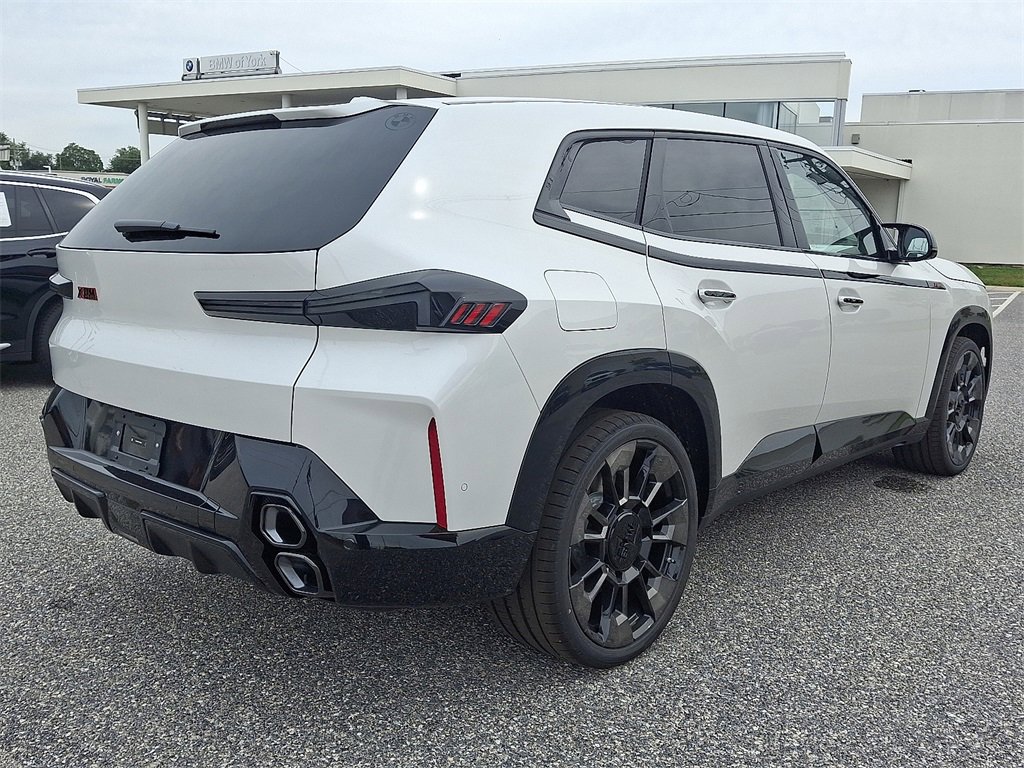 New 2026 BMW XM Label Red image 7