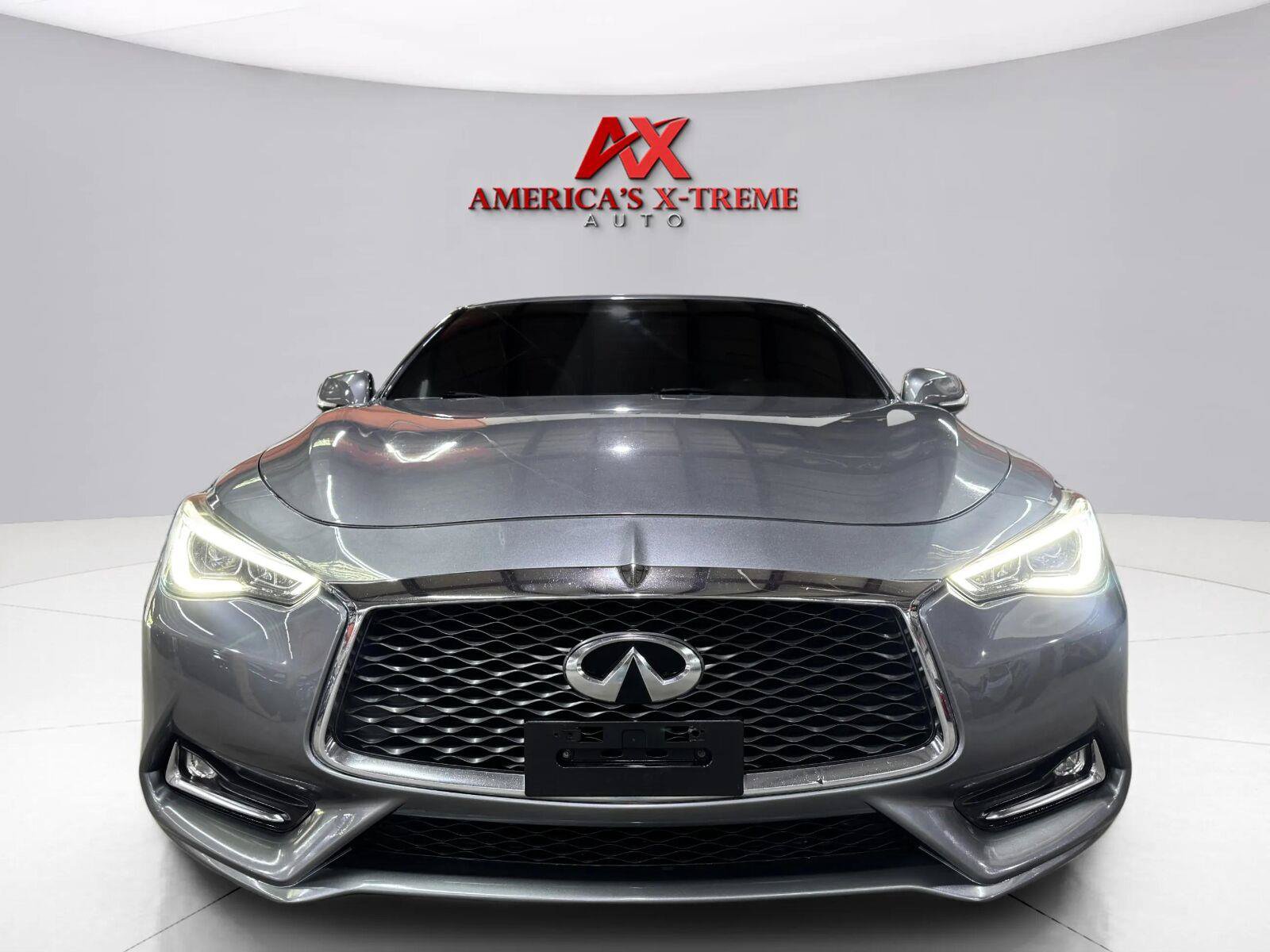 Used 2017 INFINITI Q60 3.0t w/ Premium Plus Package 3.0T AWD/4WD image 10