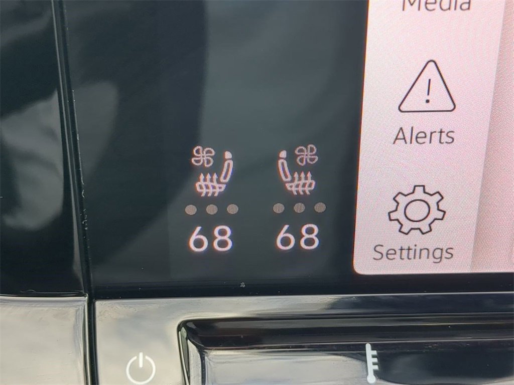 Used 2023 Volkswagen GTI Autobahn image 24