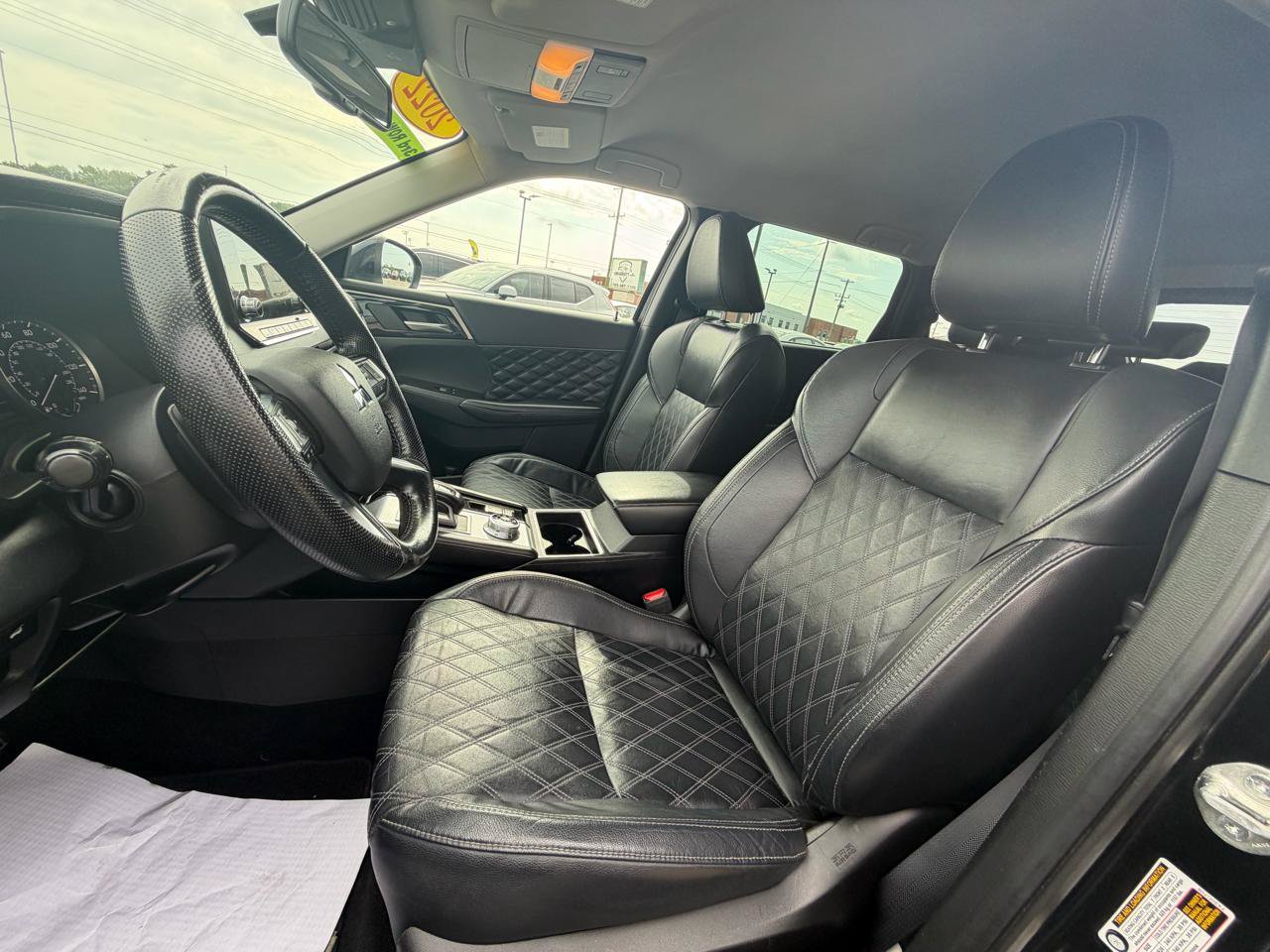 Used 2022 Mitsubishi Outlander SEL AWD/4WD image 17