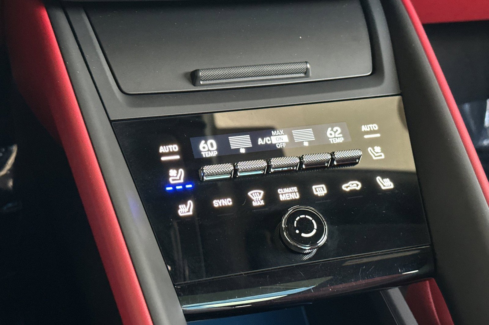 Certified 2025 Porsche Macan Electric RWD image 21