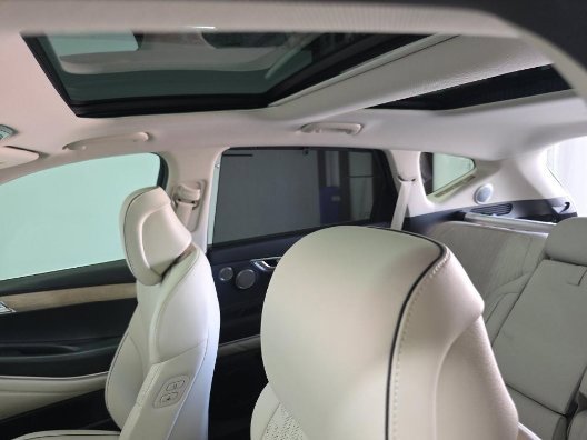 Used 2021 Genesis GV80 3.5T w/ Advanced Package 06 image 13