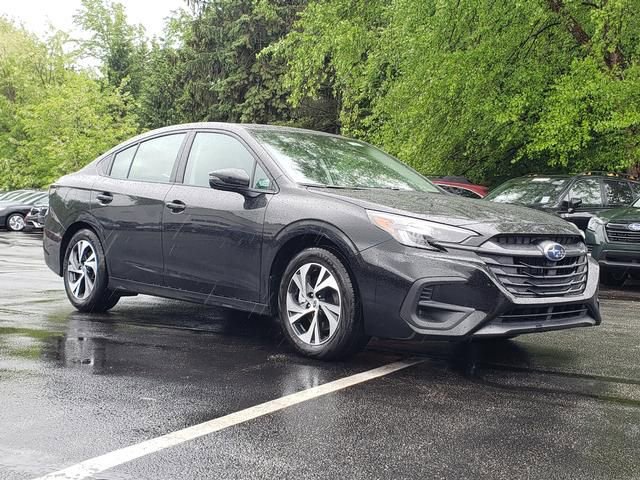 Used 2025 Subaru Legacy Premium AWD/4WD image 1
