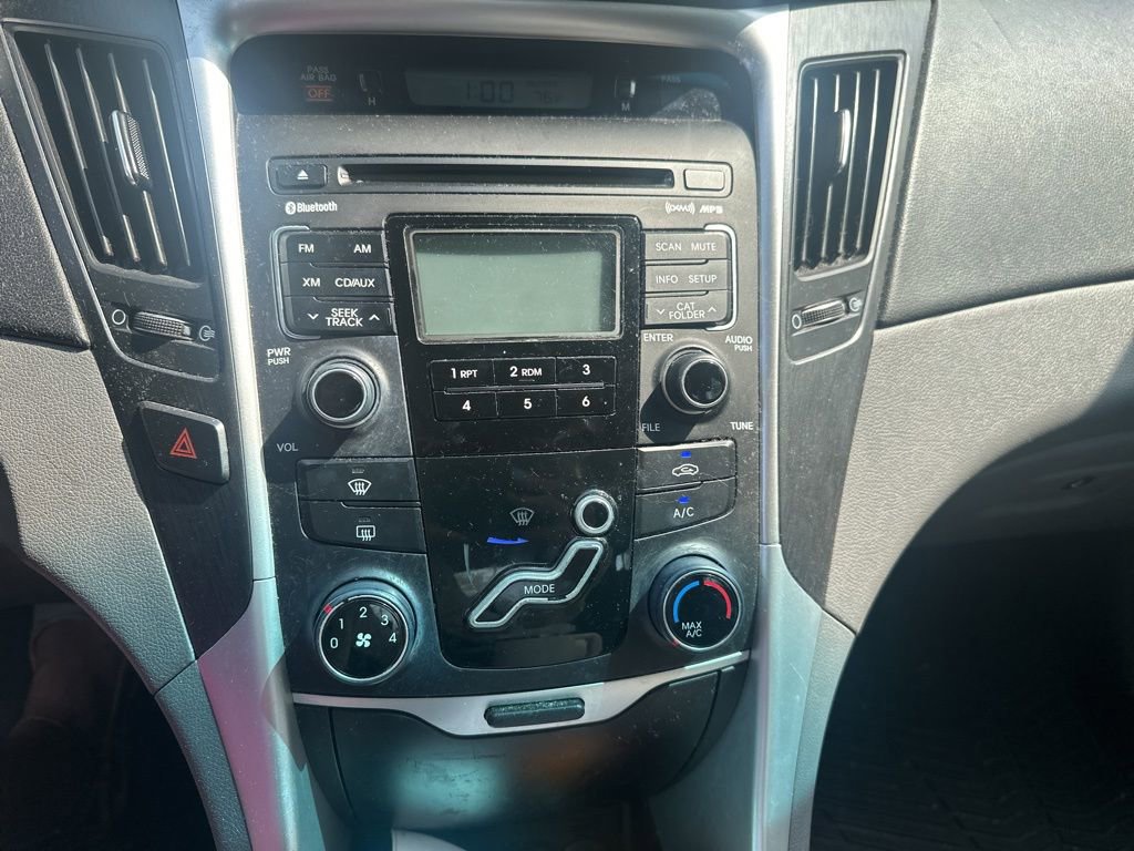 Used 2011 Hyundai Sonata GLS image 12