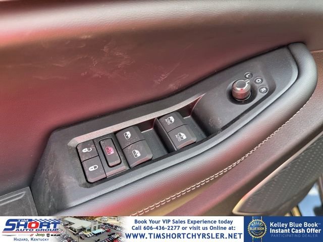 New 2026 Jeep Grand Cherokee Limited w/ Limited Altitude Package AWD/4WD image 29