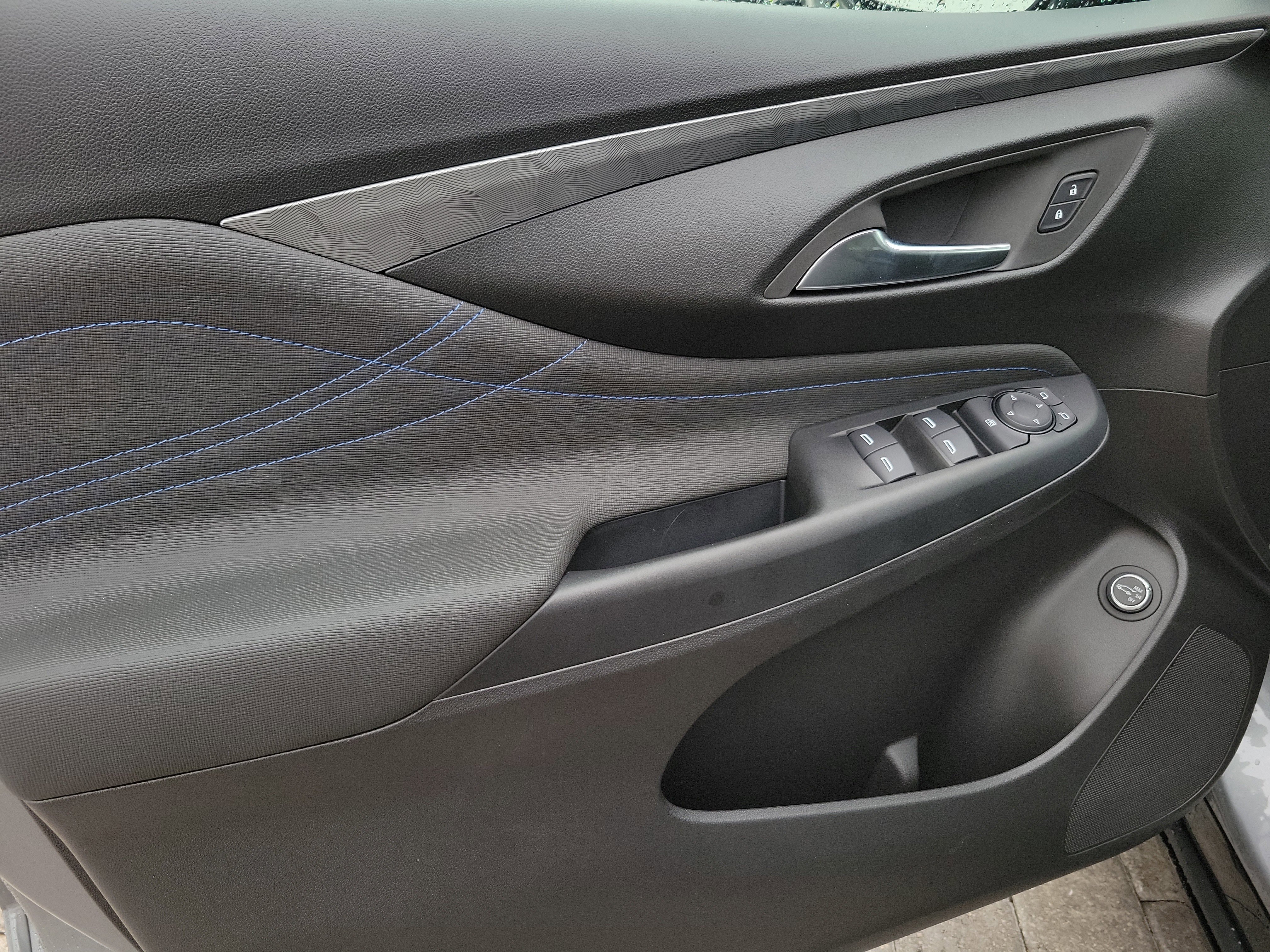 New 2026 Buick Envista Sport Touring image 17