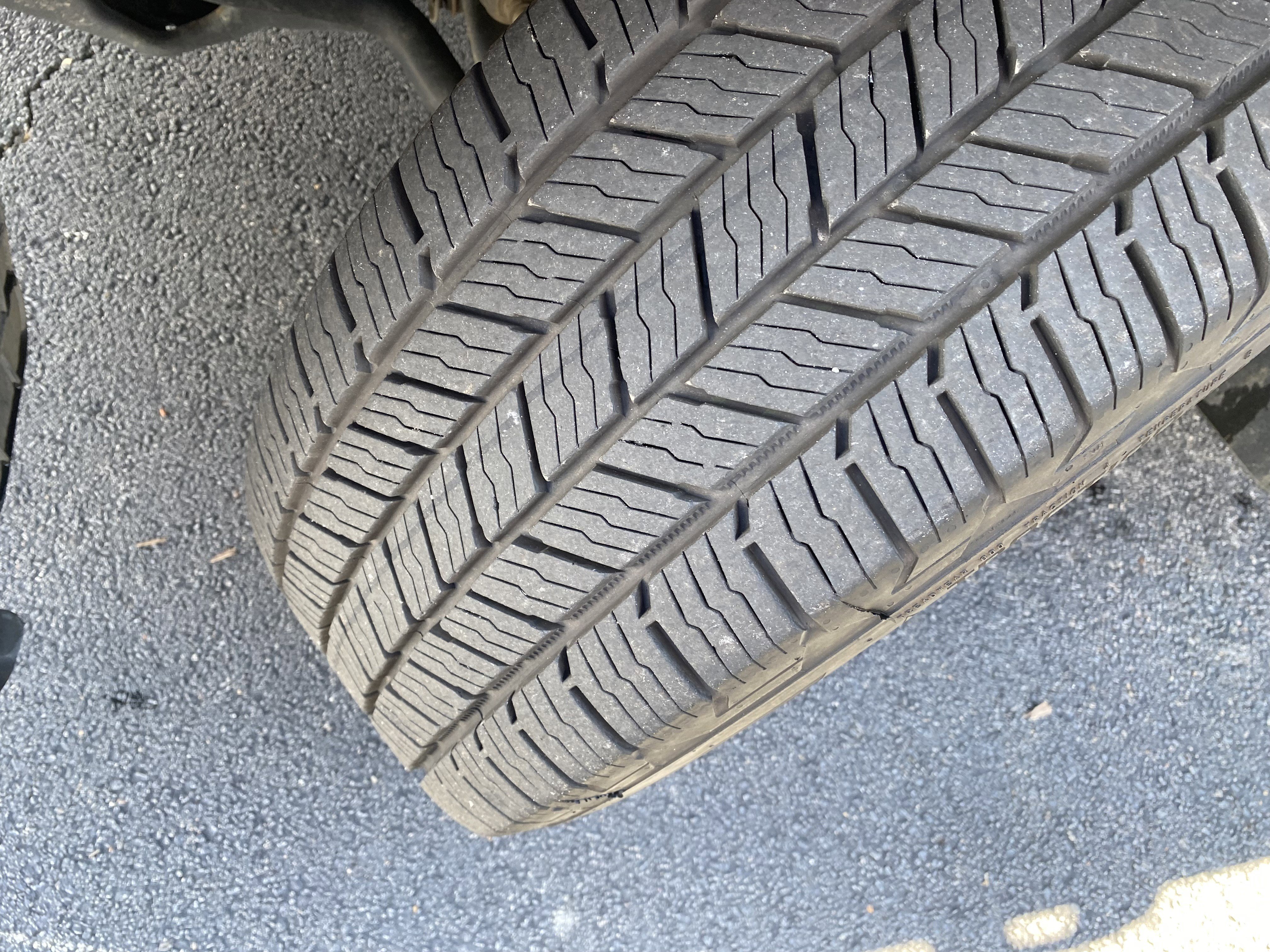 Used 2020 Lexus GX 460 Premium w/ Premium Package image 12