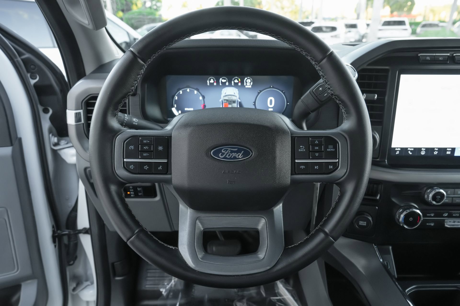 Used 2024 Ford F150 XLT w/ Mobile Office Package image 8