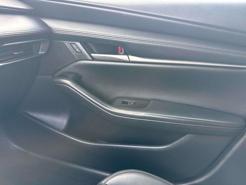 Used 2024 MAZDA MAZDA3 s image 37