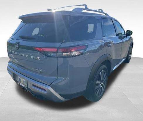 Used 2022 Nissan Pathfinder Platinum w/ Cargo Package image 13