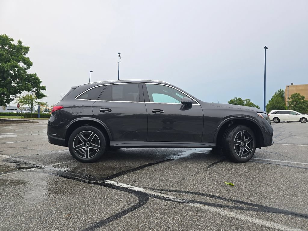 Used 2023 Mercedes-Benz GLC 300 4MATIC image 17