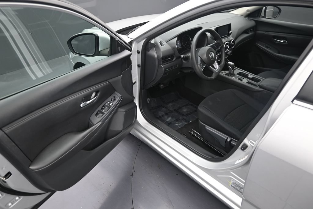 Used 2023 Nissan Sentra S FWD image 10