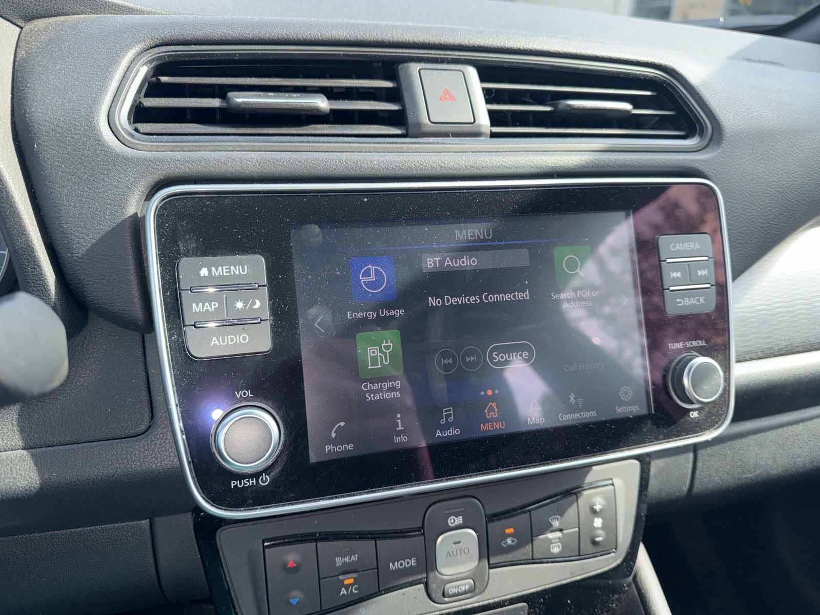 Used 2022 Nissan Leaf SL Plus FWD image 17